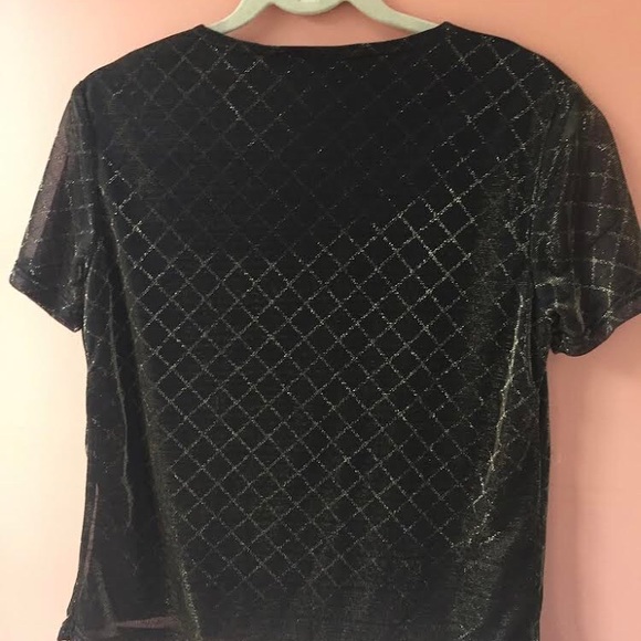 Script | Gold Patterned Tee - Picture 4 of 4